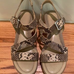Easy Spirit snake skin wedge sandal